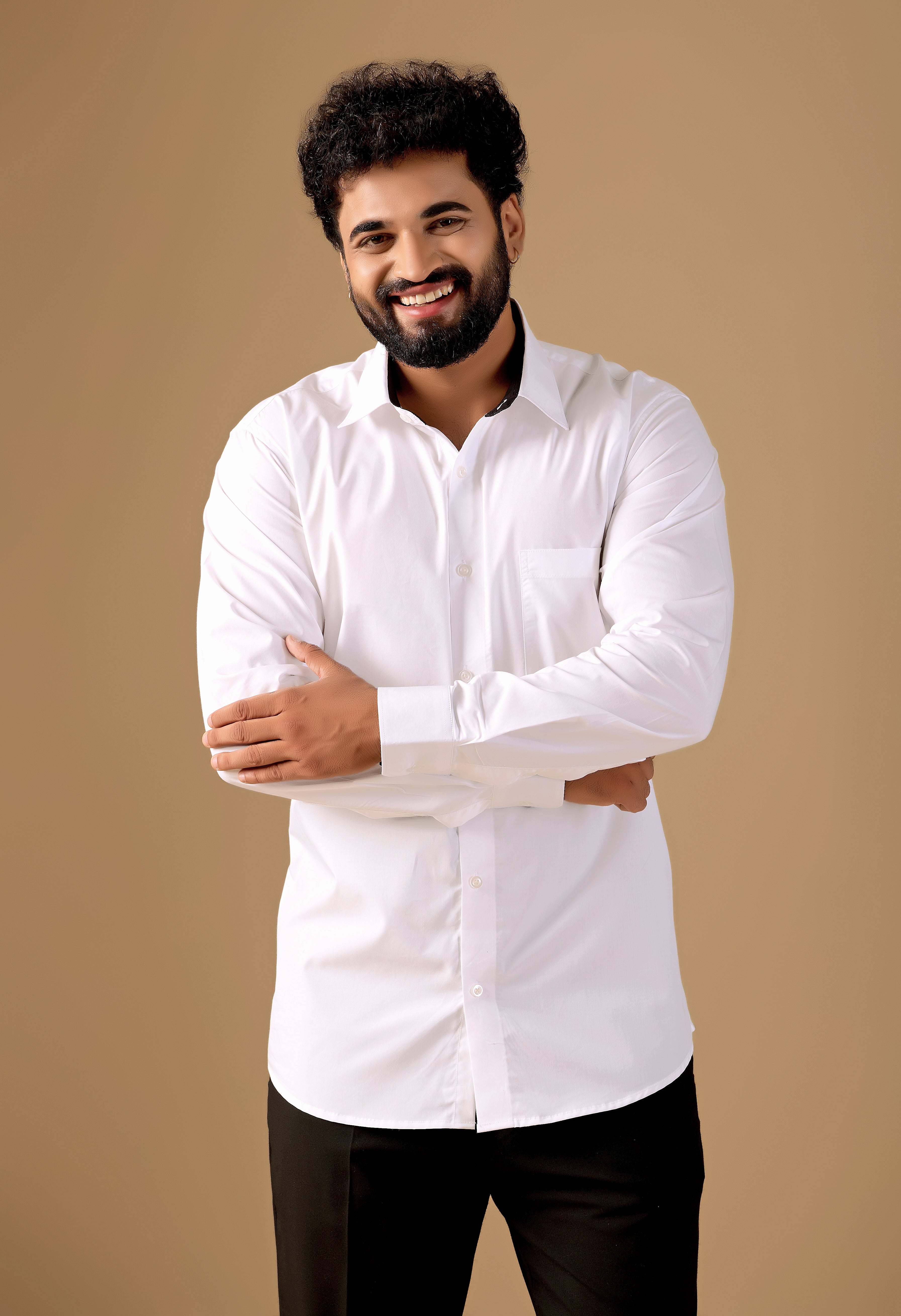Men White Solid Supima Cotton Shirt with Black Contrast Detail